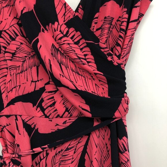 Maggy London Coral Leaf Pattern Faux Wrap Dress Size 4 - Picture 14 of 16